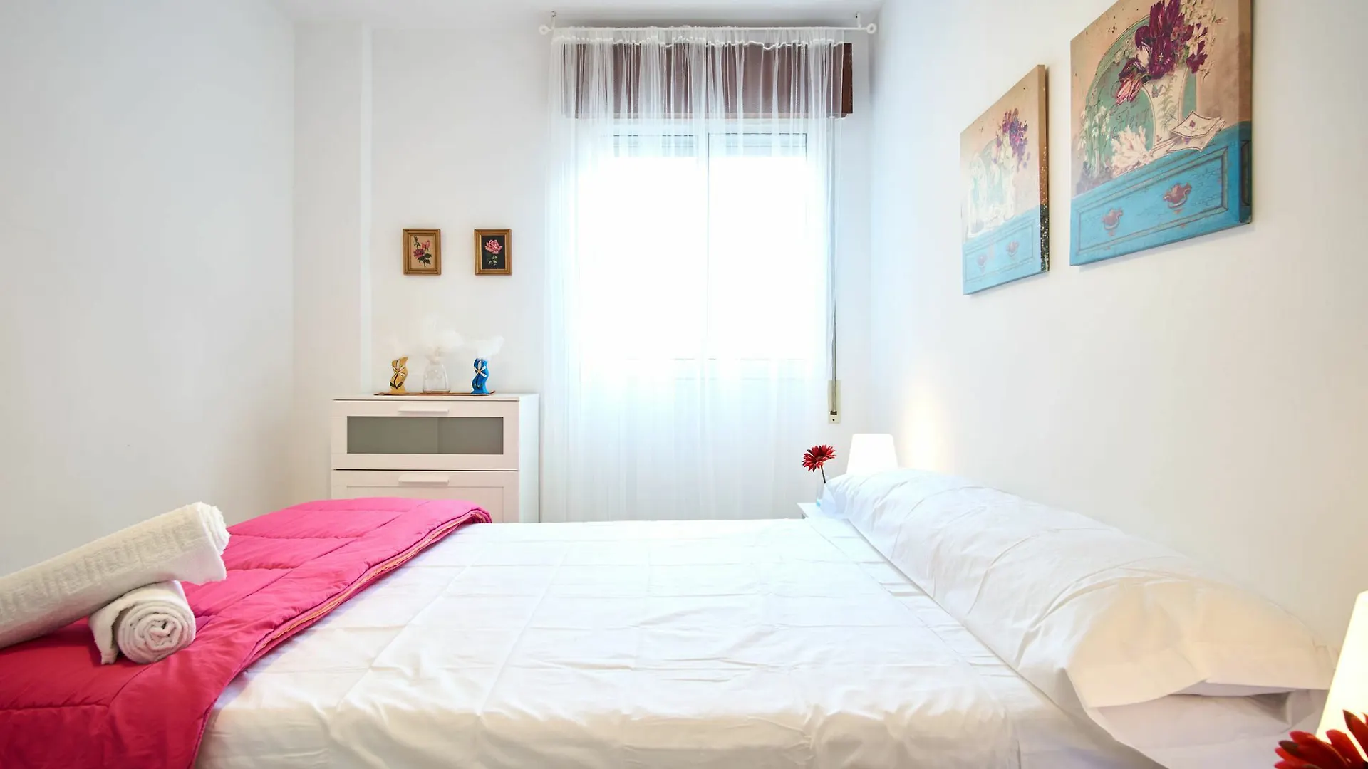 Apartment Amplio Apto En Nervion 5 Min Del Metro Seville